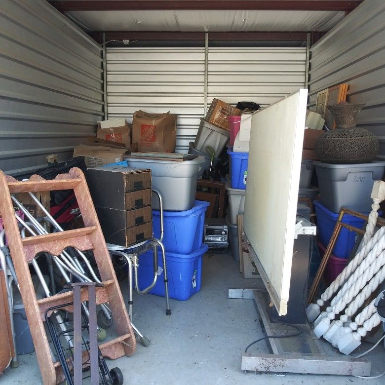 Storage unit cleanout in Aurora, CO